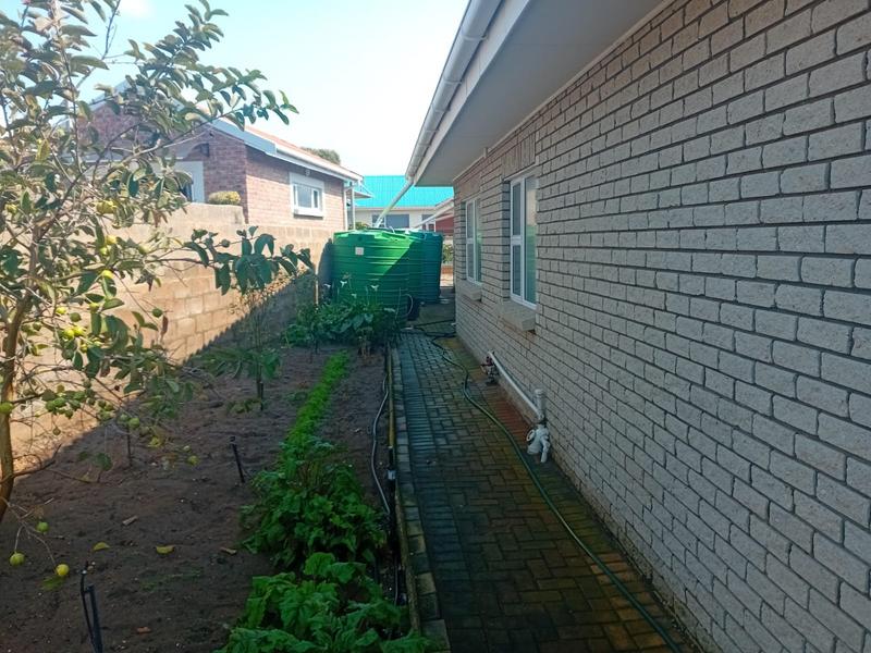 3 Bedroom Property for Sale in Stilbaai Wes Western Cape